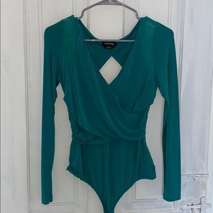 One piece long sleeve dress-shirt